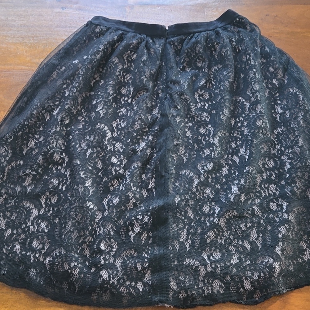 Express High Waisted Lace And Tulle Black And White Fit And Flare Skirt Size 12 - Picture 6 of 8